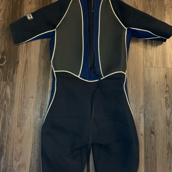 COMP Titanium Wetsuit  Surfing Scuba Suit Adult Mens Sz S Black/Blue Short USA - Picture 2 of 6